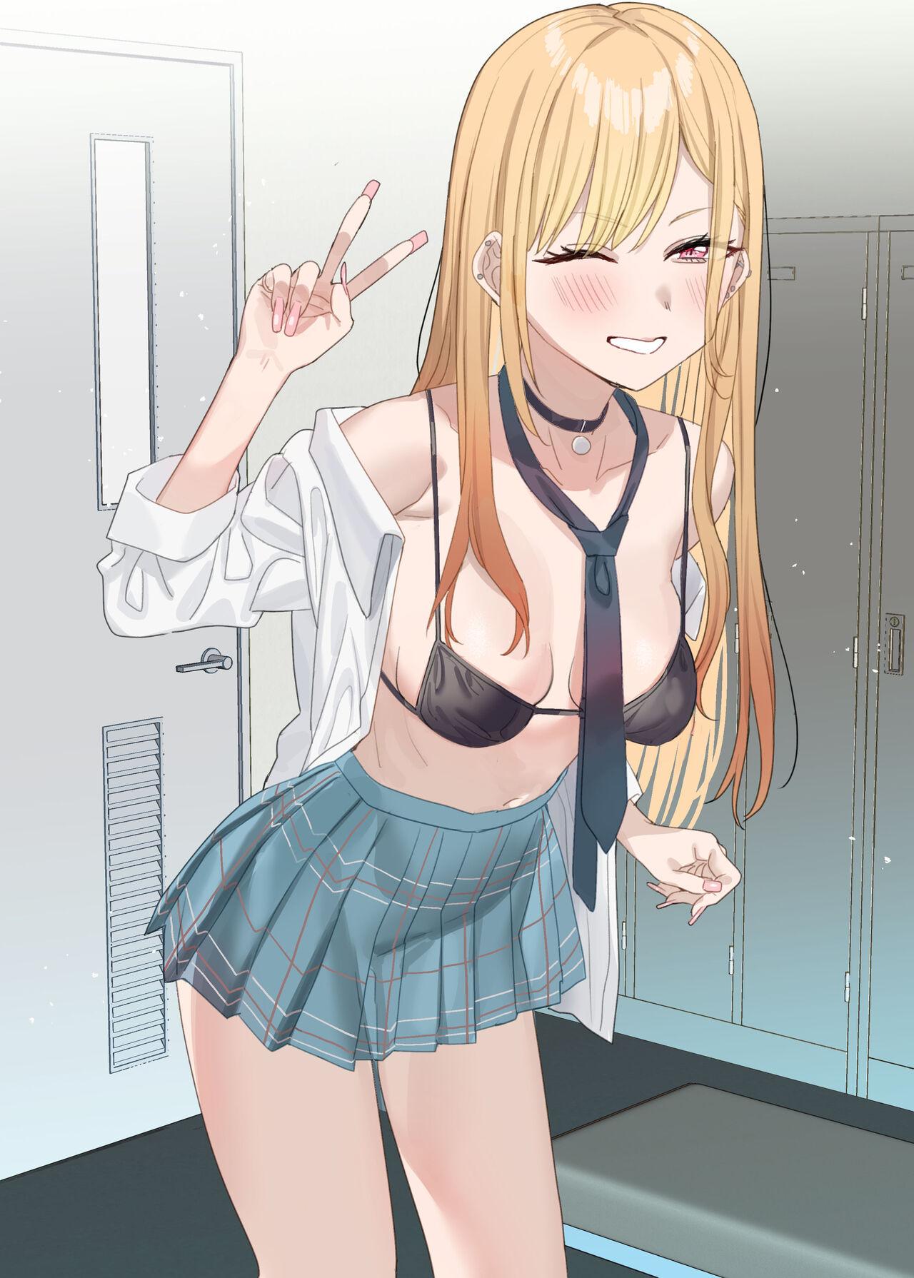 Bisexual Kitagawa-san Manga - Sono bisque doll wa koi o suru | my dress up darling Smalltits - Page 1